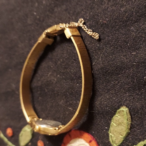 Vintage Elegant Women's Citizen Watch Co. Quartz Watch~ - Picture 6 of 8